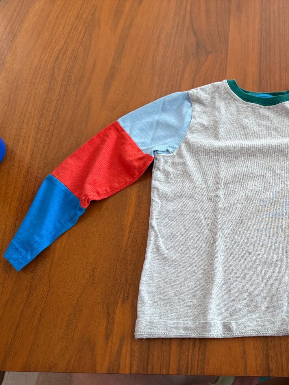 Mini Boden Boys Multi colored long sleeved t-shirt (gray, red, blue)